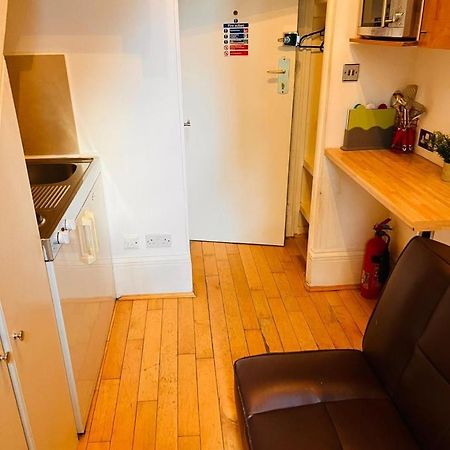 F10- Mezzanine 1St Floor Flat Fits 3 Near Paddington Apartamento Londres Exterior foto