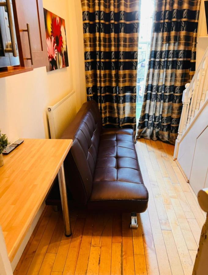 F10- Mezzanine 1St Floor Flat Fits 3 Near Paddington Apartamento Londres Exterior foto